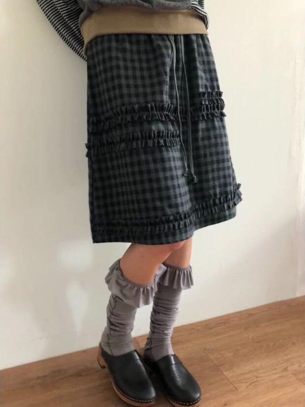 Retro College Girl Half Skirt  - Korean Girls Lifestyle recension och pris