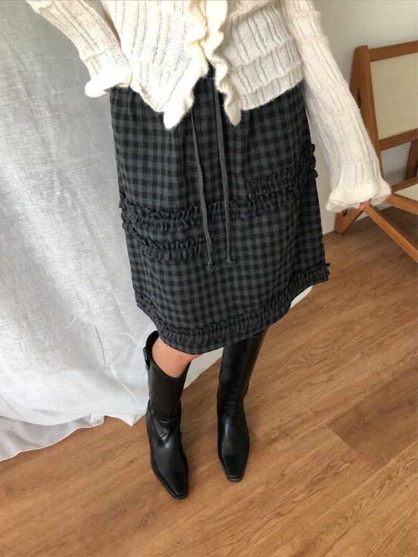 Retro College Girl Half Skirt  - Korean Girls Lifestyle recension och pris
